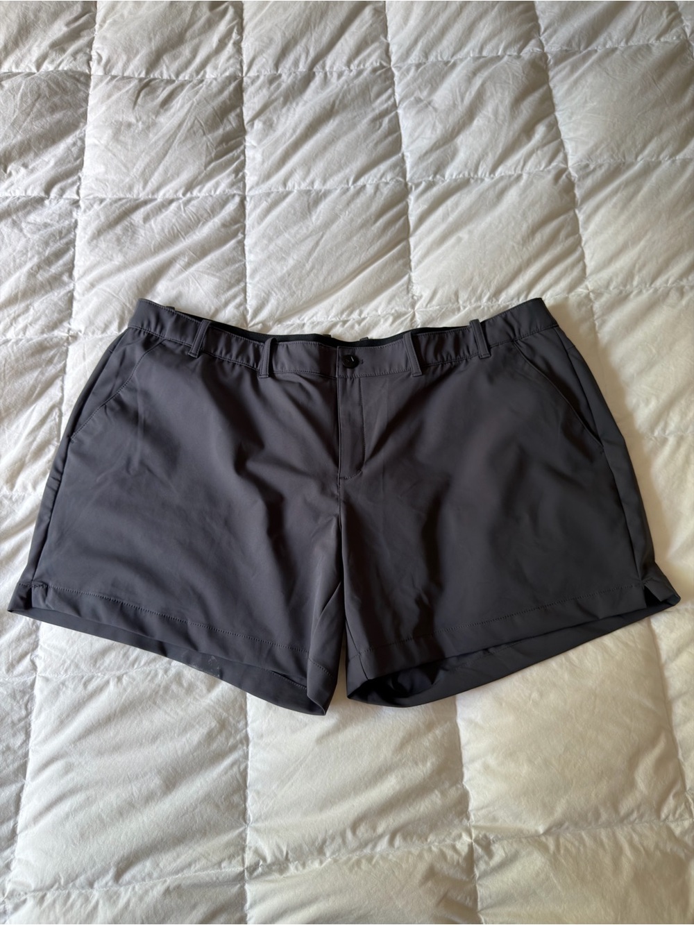 Novel Women's Gray Performance Shorts - Golf Activewear